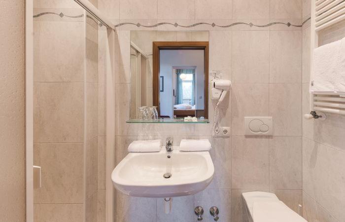 Angelica Hotel 3*